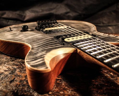 E-Gitarre von Scherdt Guitars Modell Corpse Paint